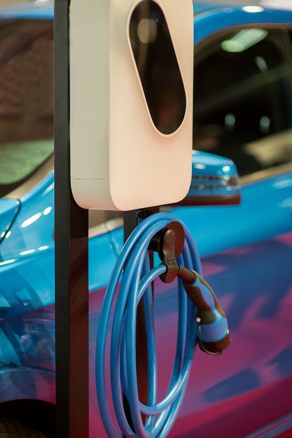 Recharge d’un véhicule électrique au Québec