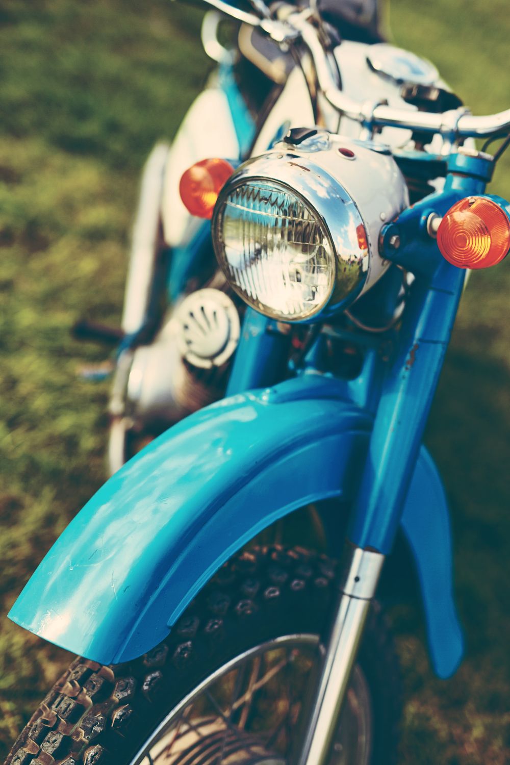 estauration et embellissement de moto vintage par un carrossier au Québec